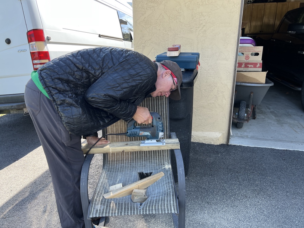 2023/06(June)/Colorado/1024x768_2023-06-10-Colorado-12-Travis-fixing-chair.JPG