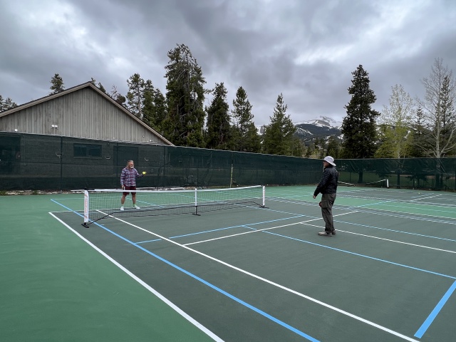 2023/06(June)/Colorado/640x480_2023-06-04-Colorado-05-Justin-Travis-Pickleball.JPG