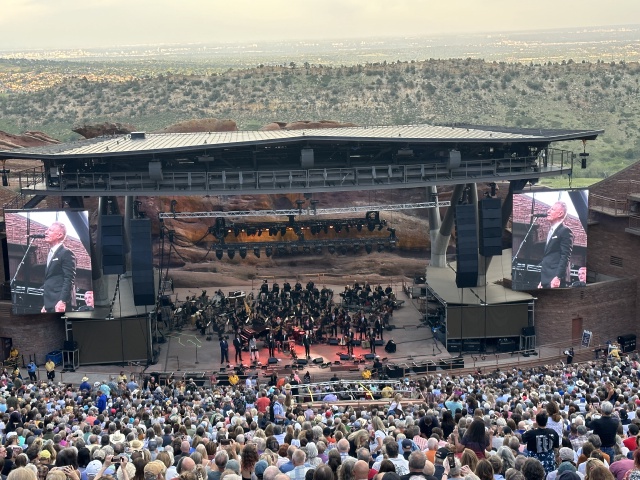 2023/06(June)/Red-Rocks-Lyle-Lovett/640x480_2023-06-28-Lyle-Lovett-Red-Rocks-05.JPG