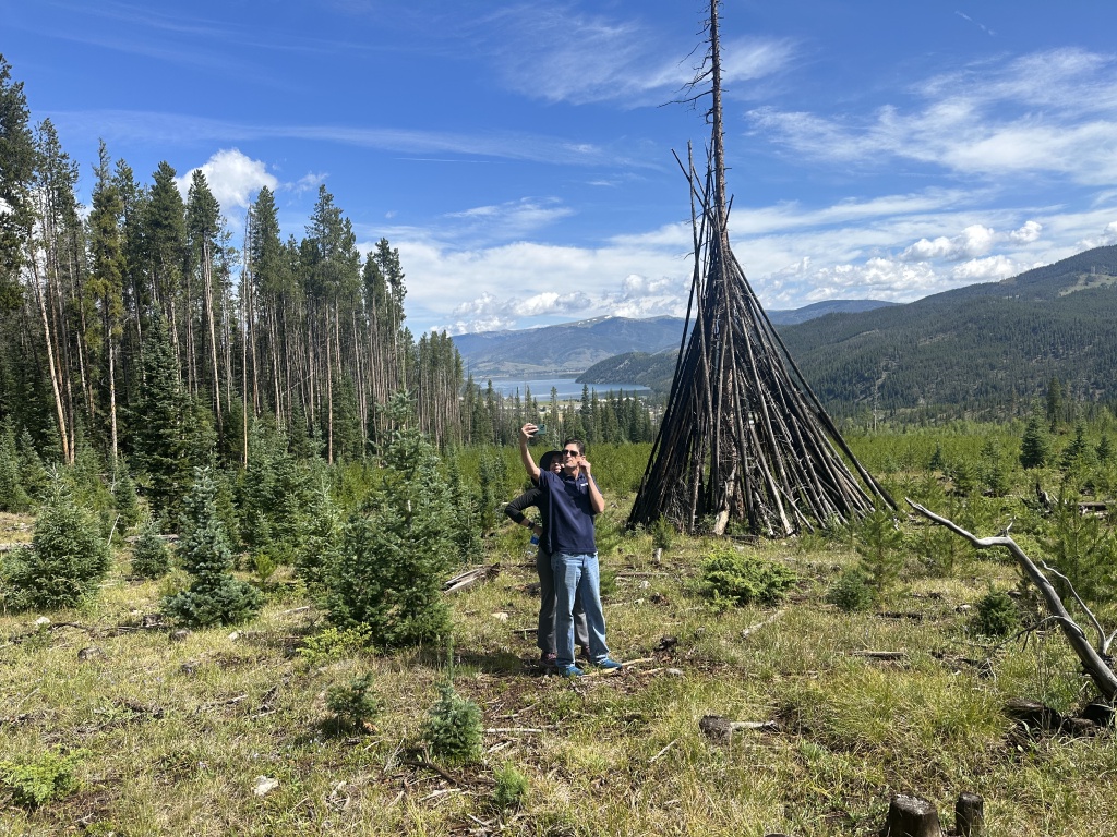 2023/07(July)/Colorado-Bill-Vava-Terhune/1024x768_2023-08-01-Colorado-84-Vava-Bill-TeePee.JPG