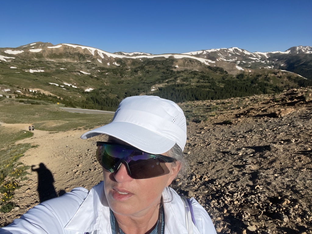 2023-07-15-Hiking-Cupid-Grizzly-04-Suzi.JPG