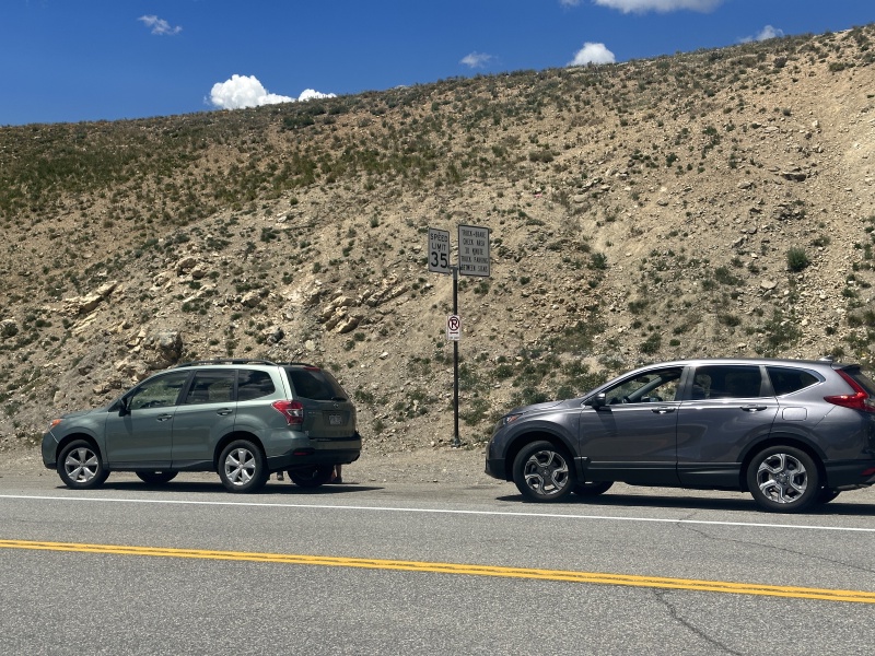 2023-07-15-Hiking-Cupid-Grizzly-62-no-parking-execpt-these-guys.JPG