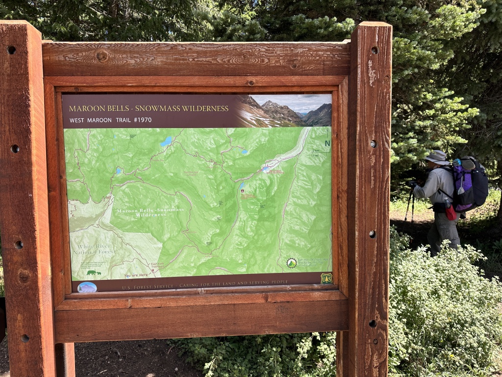 2023/08(August)/Maroon-Bells-4-Pass-Loop/1024x768_2023-08-03-Maroon-Bells-Four-Pass-Loop-010-Trailhead.JPG