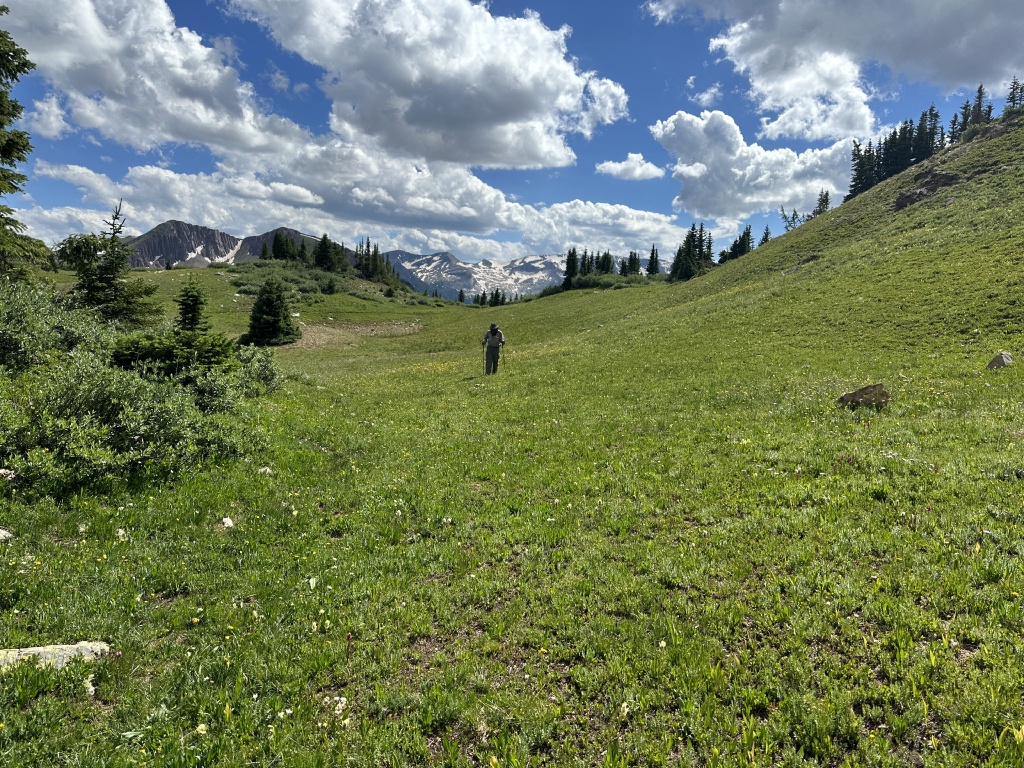 2023/08(August)/Maroon-Bells-4-Pass-Loop/1024x768_2023-08-04-Maroon-Bells-Four-Pass-Loop-099-Carl.JPG