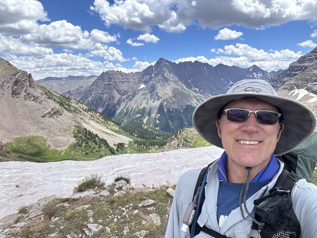 2023/08(August)/Maroon-Bells-4-Pass-Loop/1024x768_2023-08-05-Maroon-Bells-Four-Pass-Loop-152-Travis.JPG