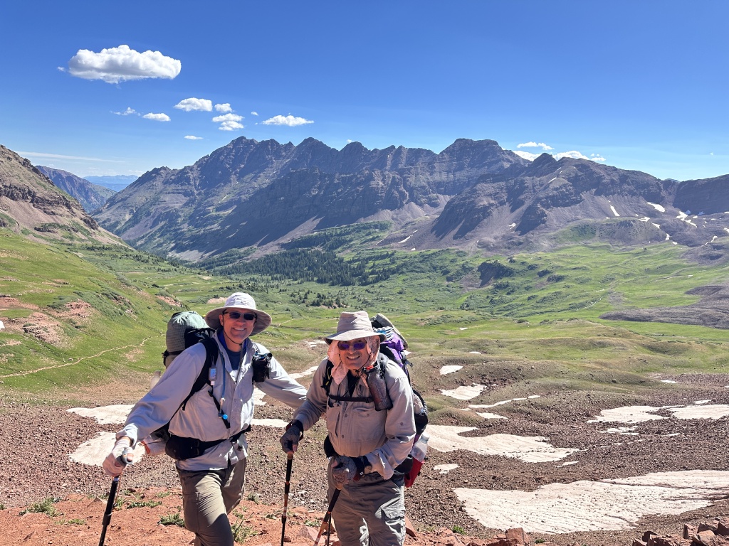 2023/08(August)/Maroon-Bells-4-Pass-Loop/1024x768_2023-08-06-Maroon-Bells-Four-Pass-Loop-238-Travis-Carl.JPG