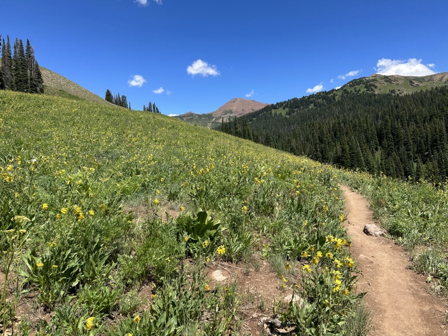 2023/08(August)/Maroon-Bells-4-Pass-Loop/640x480_2023-08-03-Maroon-Bells-Four-Pass-Loop-016.JPG