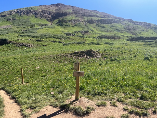 2023/08(August)/Maroon-Bells-4-Pass-Loop/640x480_2023-08-06-Maroon-Bells-Four-Pass-Loop-242.JPG