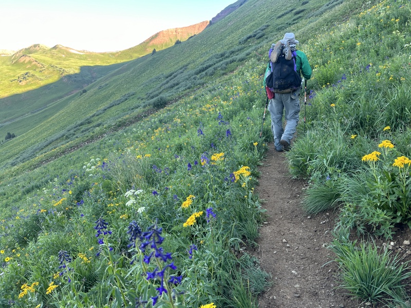 2023/08(August)/Maroon-Bells-4-Pass-Loop/800x600_2023-08-04-Maroon-Bells-Four-Pass-Loop-041-Carl.JPG