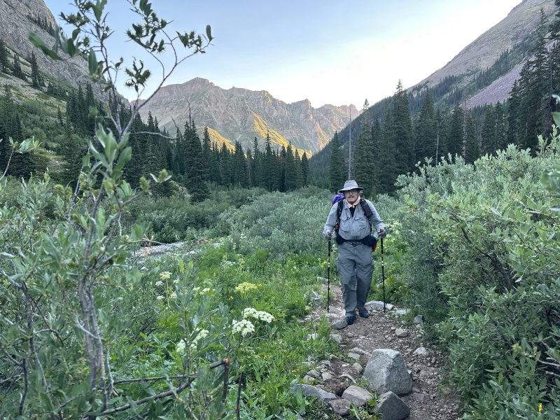 2023/08(August)/Maroon-Bells-4-Pass-Loop/800x600_2023-08-06-Maroon-Bells-Four-Pass-Loop-183-Carl.JPG