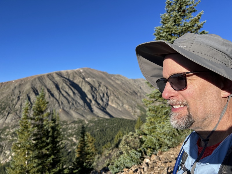 2023/08(August)/Quandary-14er/800x600_2023-08-19-Quandary-Peak-02-Ren.JPG