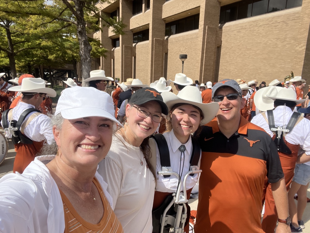 2023-10-28-UT-Football-44-Band-Suzi-Karen-Megan.JPG