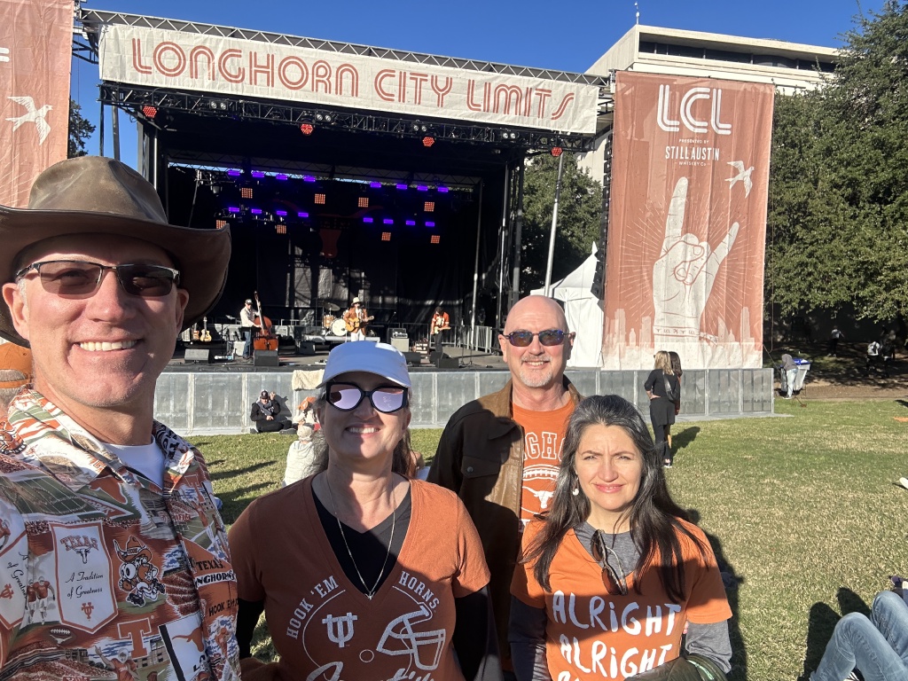 2023-11-24-UT-Football-61-Travis-Suzi-Mike-Graciella.JPG