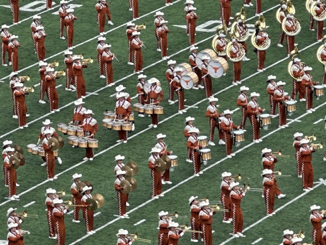 2023-10-28-UT-Football-19-band.JPG