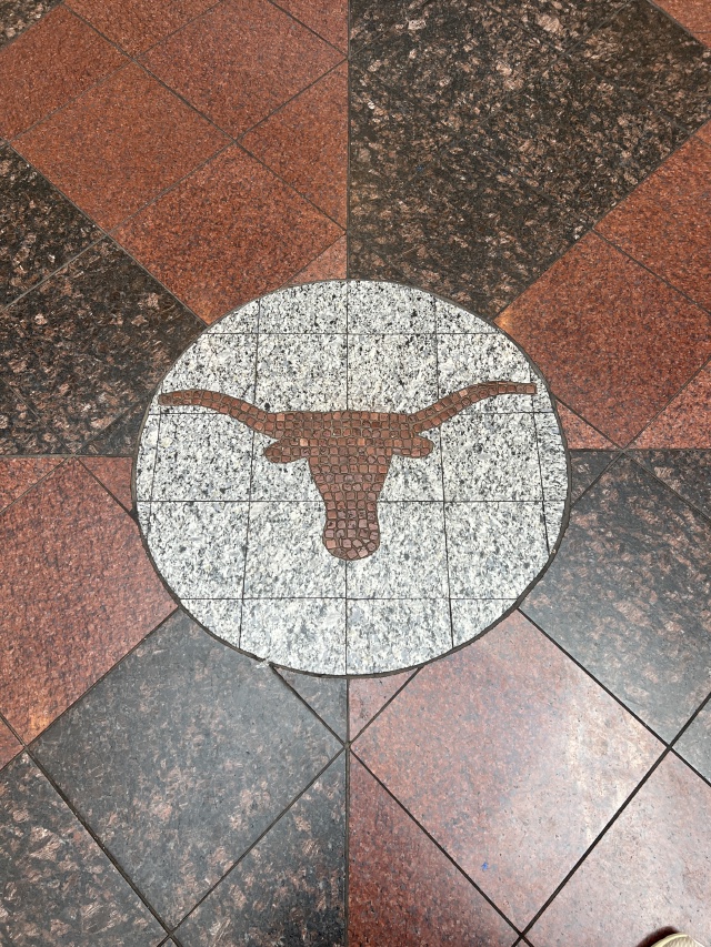 2023/09(September)/UT-Football/640x480_2023-11-04-UT-Football-57.JPG