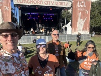 2023-11-24-UT-Football-59-Travis-Suzi-Mike-Graciella.JPG