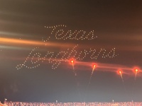 2023-11-24-UT-Football-81-drone-show.JPG