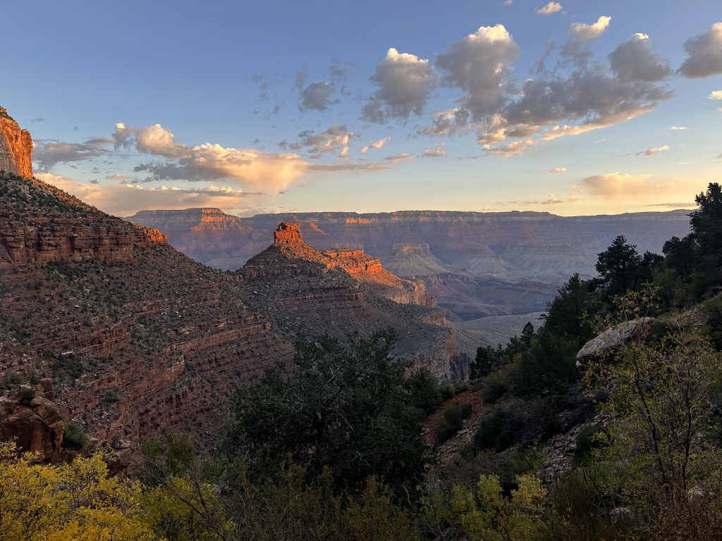 2023/10(October)/Grand-Canyon-Suzi-Carl-Travis/1024x768_2023-10-09-Grand-Canyon-201.JPG