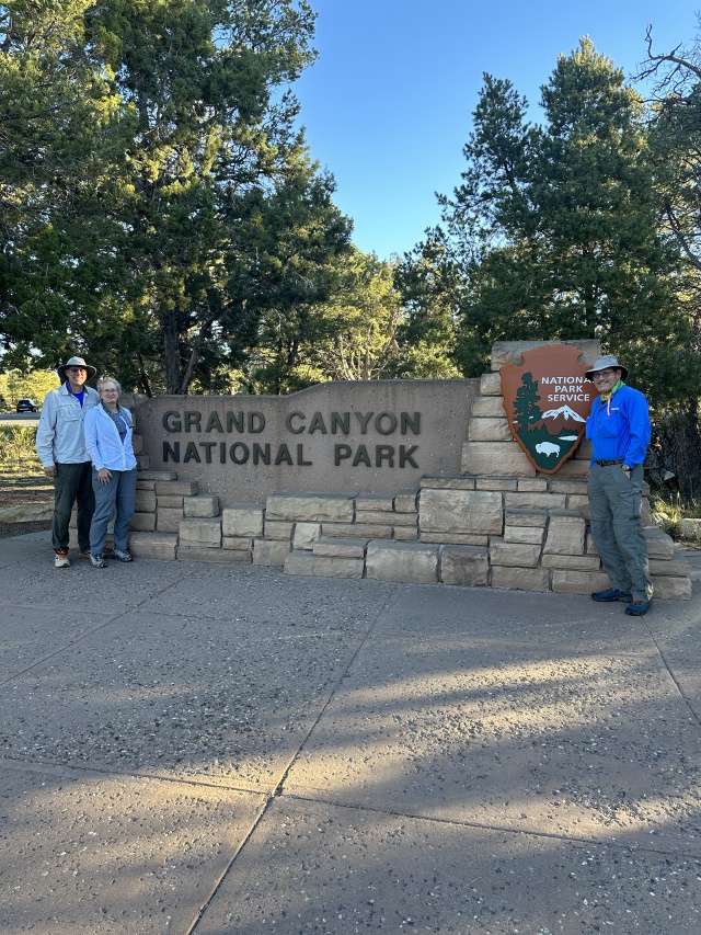 2023/10(October)/Grand-Canyon-Suzi-Carl-Travis/640x480_2023-10-05-Grand-Canyon-015-Travis-Suzi-Carl.JPG