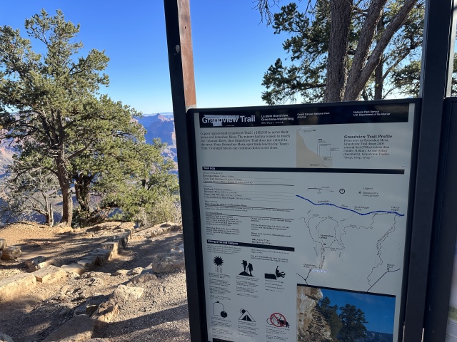 2023-10-05-Grand-Canyon-023-Grandview-Trailhead.JPG