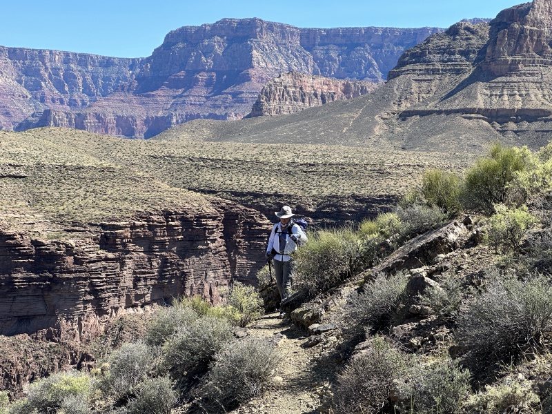 2023/10(October)/Grand-Canyon-Suzi-Carl-Travis/800x600_2023-10-06-Grand-Canyon-105-Suzi.JPG