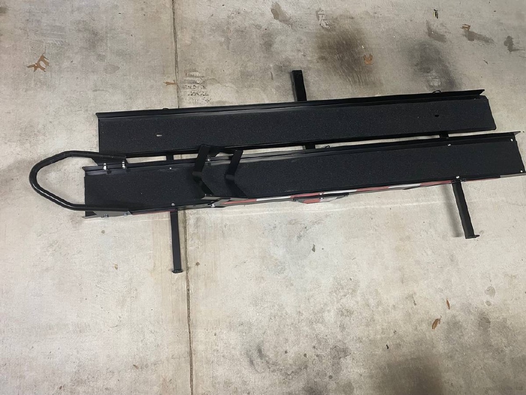 2023-10-20-Metacycle-12-truck-rack.JPG
