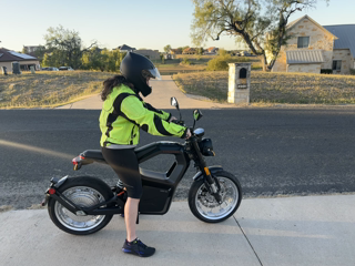 2023-10-20-Suzi-Metacycle-first-ride.png
