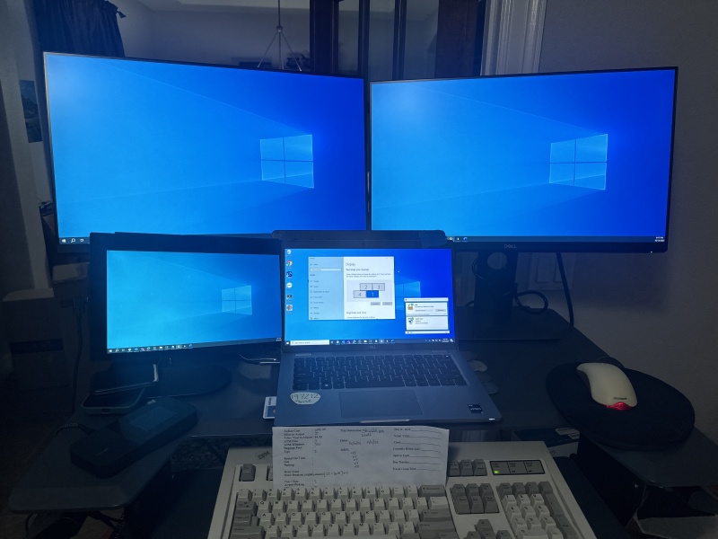 2023/10(October)/Misc/800x600_2023-10-12-Work-screens.JPG