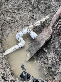 2023-10-02-Water-Leak-Hutto-front-yard-08.JPG