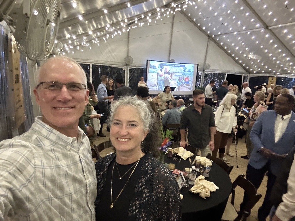2023-10-24-Women-of-Pader-fundraiser-6-Travis-Suzi.JPG