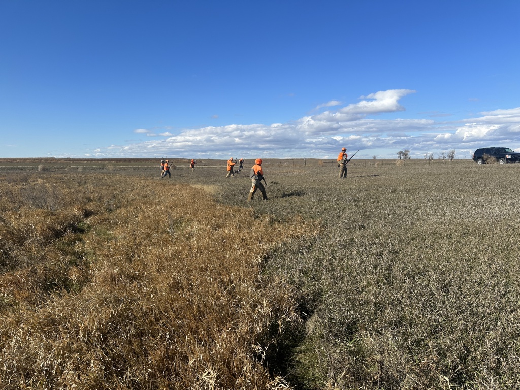 2023/11(November)/Pheasant-Hunting-SD/1024x768_2023-11-09-SD-Pheasant-Hunting-44-Tappen-Jace-Dan-Mike-John-Rose.JPG