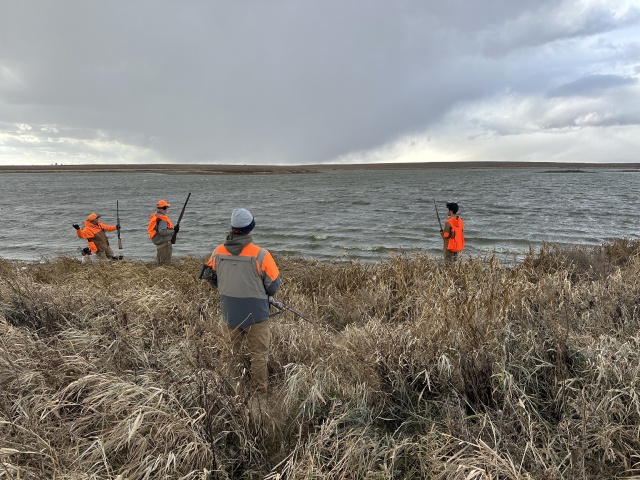 2023-11-09-SD-Pheasant-Hunting-51-John-Mike-Tappen-Jace.JPG