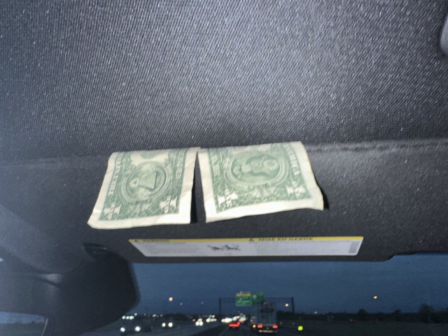 2023-11-11-SD-Pheasant-Hunting-68-dollars.JPG