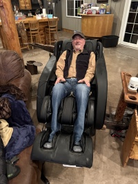 2023-11-09-SD-Pheasant-Hunting-57-Mike-Massage-Chair.JPG