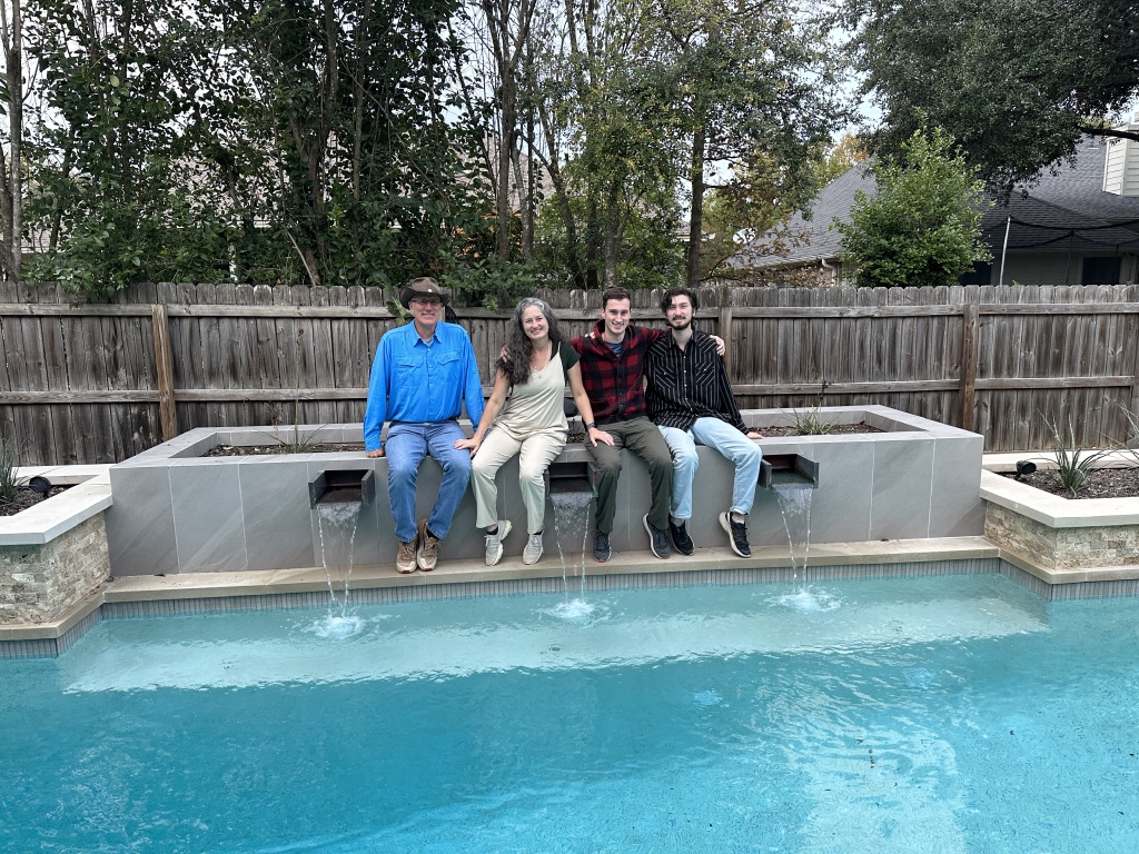 2023/11(November)/Thanksgiving/1024x768_2023-11-23-Thanksgiving-26-Travis-Suzi-Chance-Dax.JPG