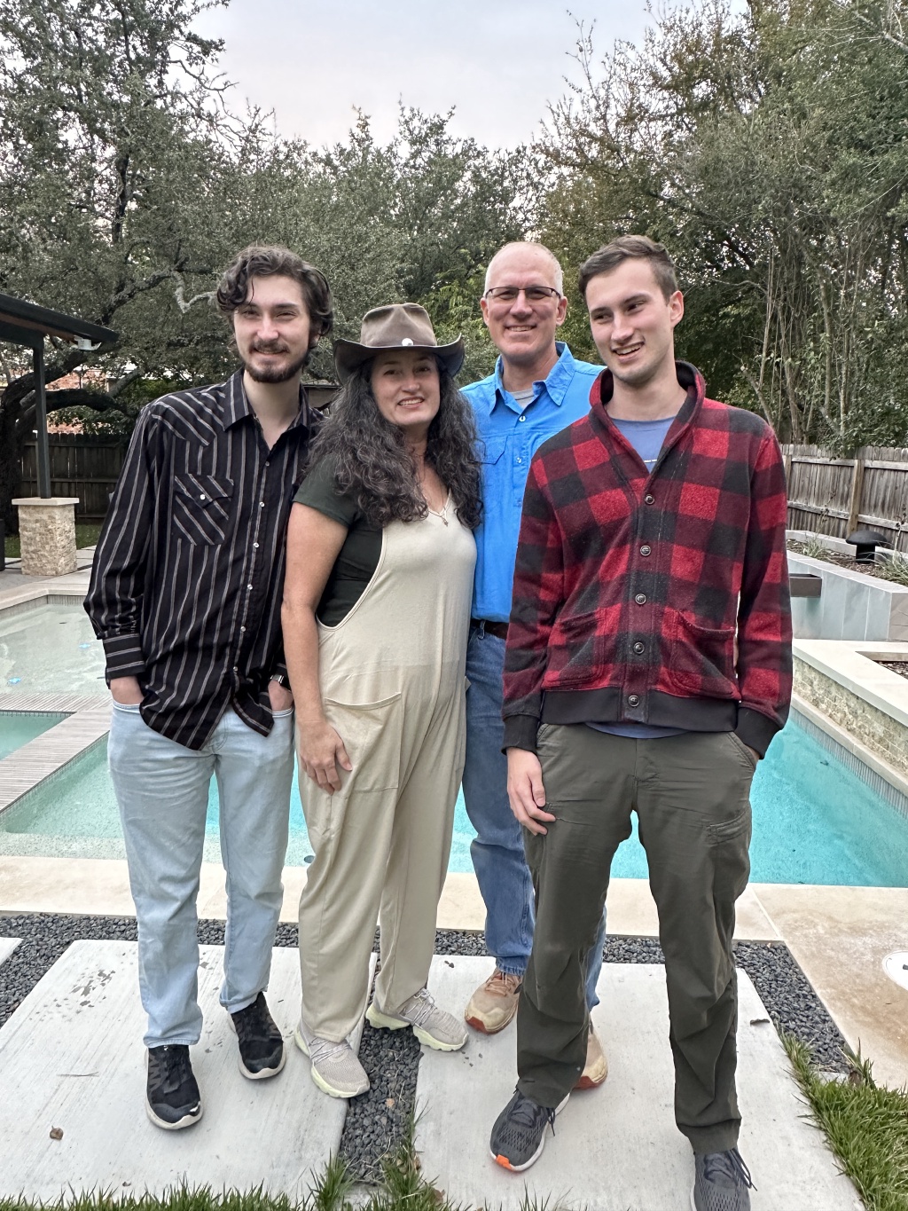 2023/11(November)/Thanksgiving/1024x768_2023-11-23-Thanksgiving-57-Dax-Suzi-Travis-Chance.JPG