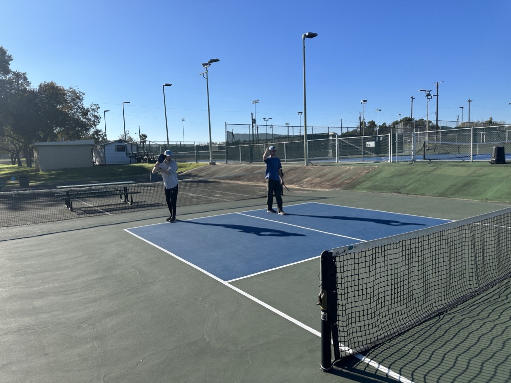 2023/11(November)/Thanksgiving/1024x768_2023-11-24-Thanksgiving-83-Dax-Chance-Pickleball.JPG