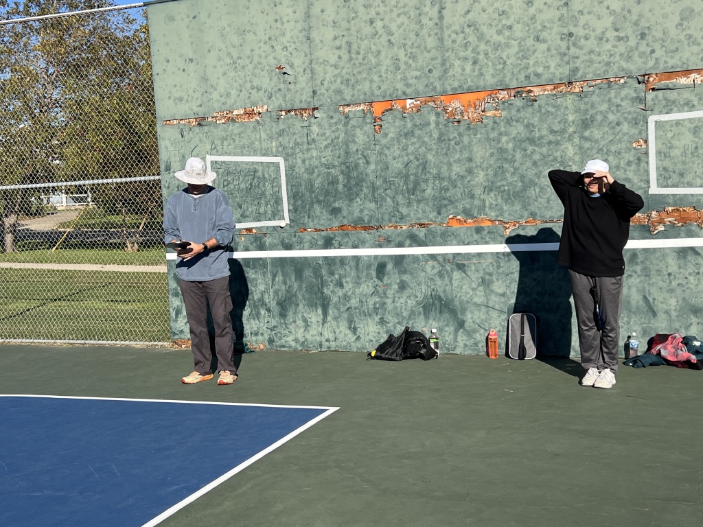2023/11(November)/Thanksgiving/1024x768_2023-11-24-Thanksgiving-87-Travis-Bianca-Pickleball.JPG