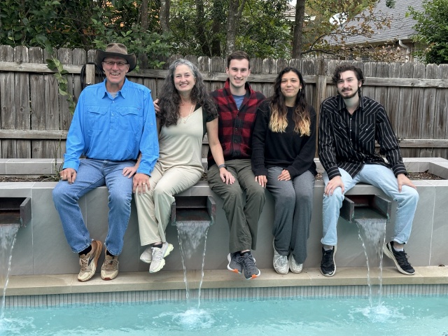 2023/11(November)/Thanksgiving/640x480_2023-11-23-Thanksgiving-39-Travis-Suzi-Chance-Dax-Bianca.JPG