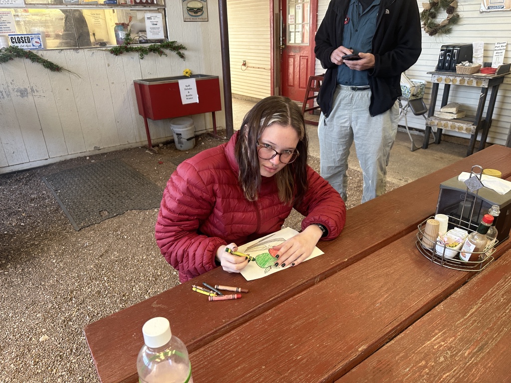 2023/12(December)/Crew8787-Lost-Maples/1024x768_2023-12-31-Crew8787-Lost-Maples-11-Megan-Coloring.JPG