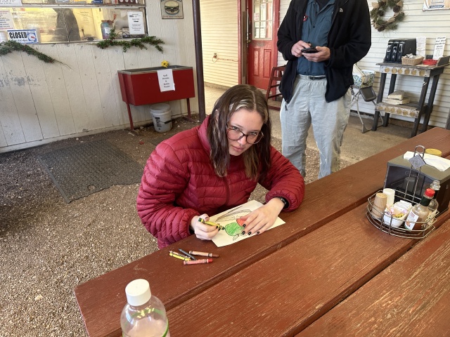 2023/12(December)/Crew8787-Lost-Maples/640x480_2023-12-31-Crew8787-Lost-Maples-11-Megan-Coloring.JPG