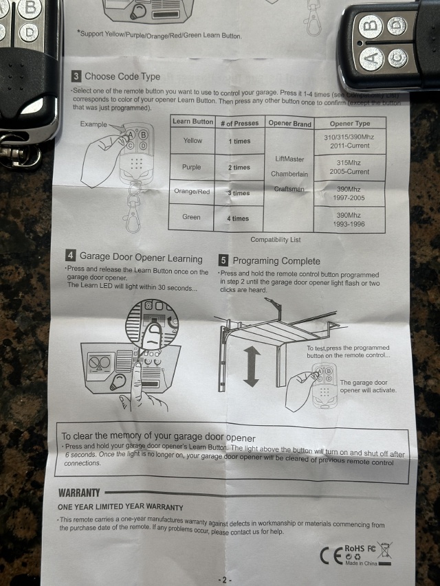 2023/12(December)/Misc/640x480_2023-12-19-03-GarageDoor-Remote.JPG