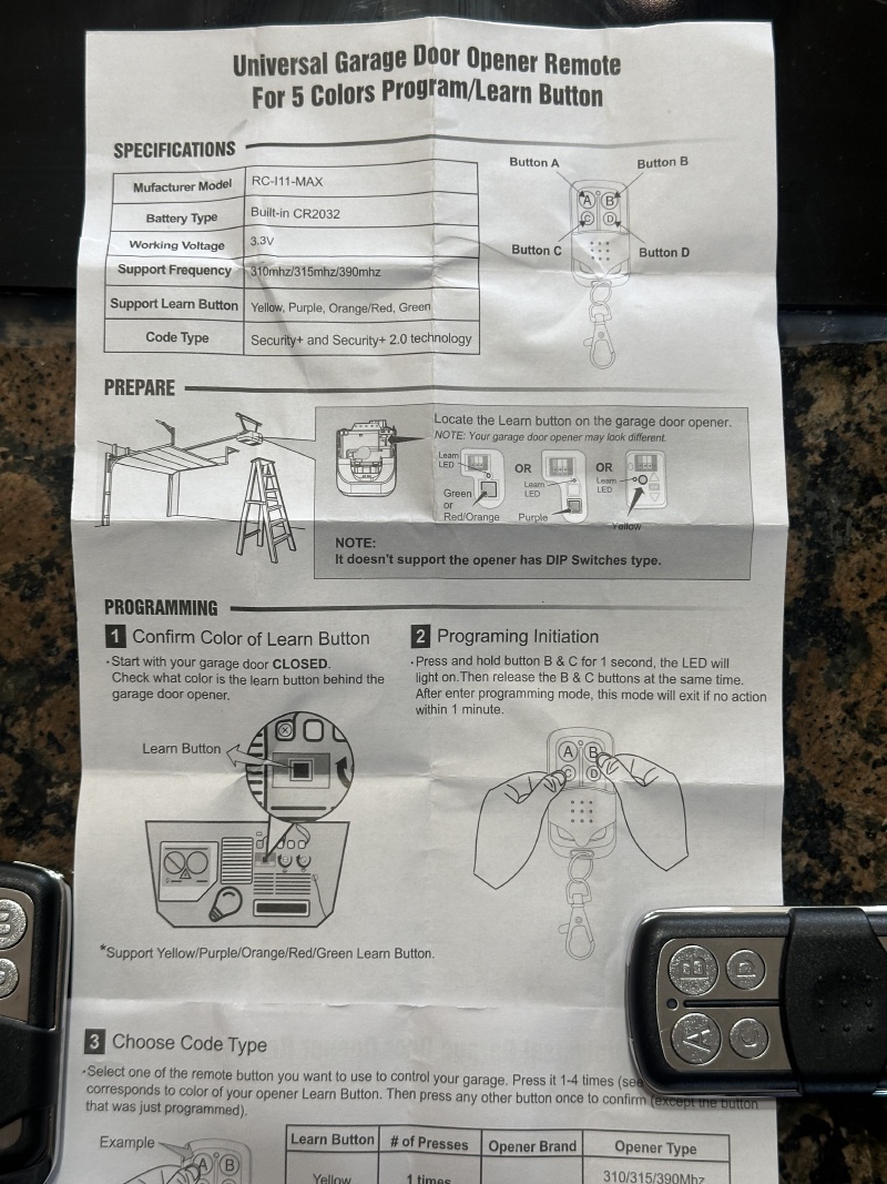 2023/12(December)/Misc/800x600_2023-12-19-02-GarageDoor-Remote.JPG