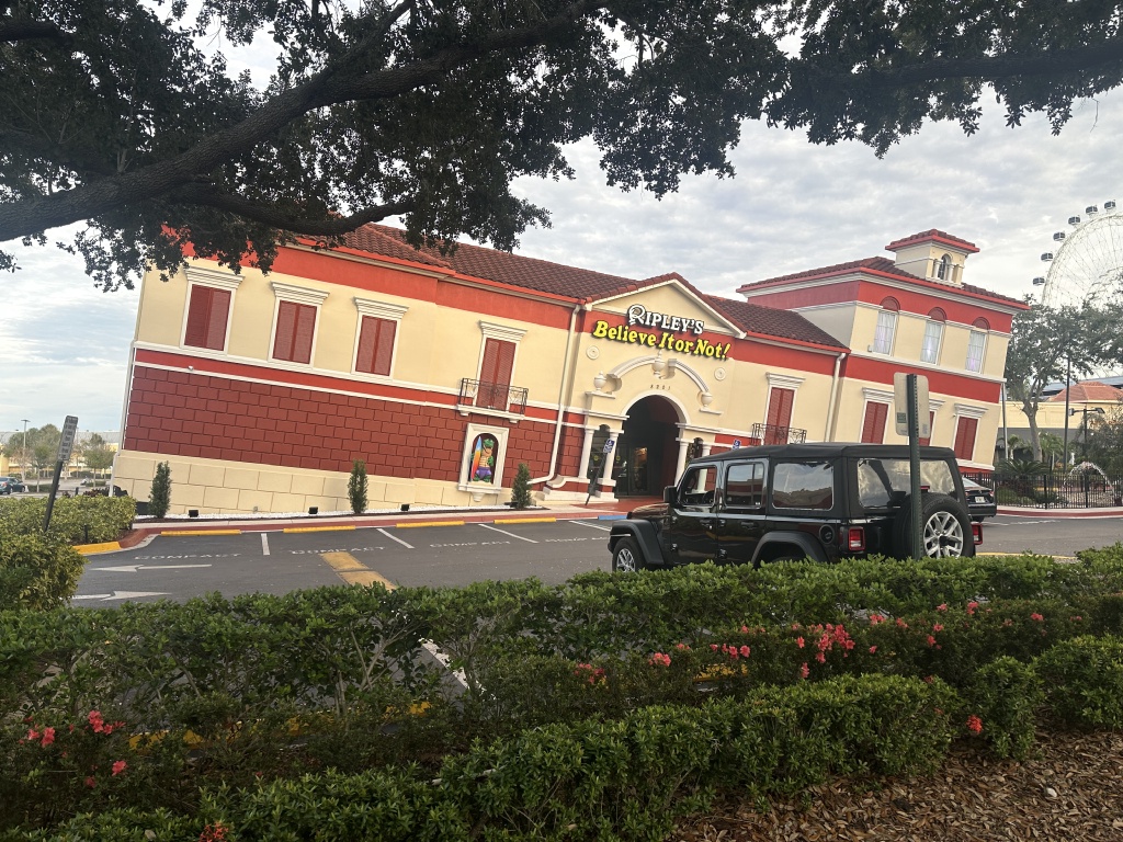 2023/12(December)/VA-SAVD-Orlando-Training/1024x768_2023-12-05-VA-SAVD-Orlando-Training-07-Ripleys-Believe-it-or-not-house.JPG