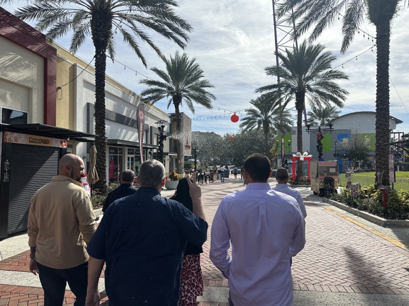 2023/12(December)/VA-SAVD-Orlando-Training/800x600_2023-12-07-VA-SAVD-Orlando-Training-37-JonathanWainwright-SteveRiffel-MarkGeorgas.JPG
