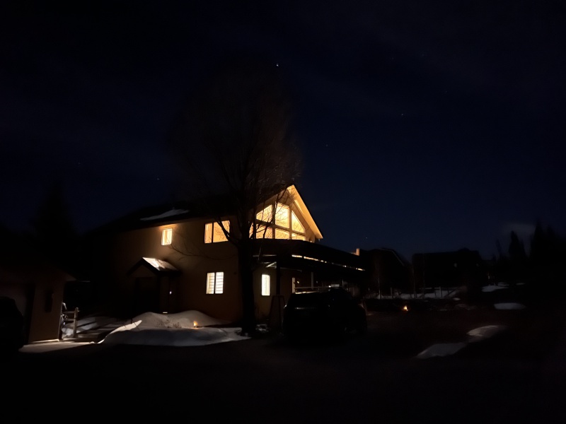 2023-04-28-Breckenridge-House-starry-night-GOOD.JPG