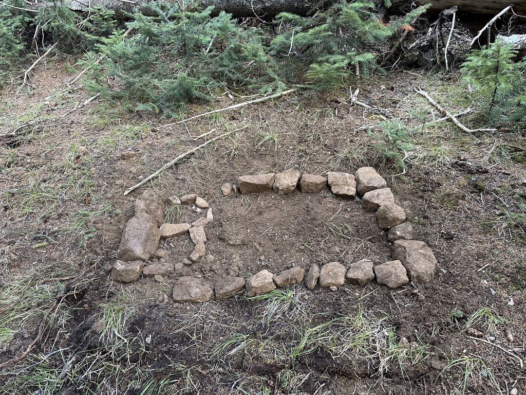 2024/01(January)/Blaze/1024x768_2024-05-17-40-Blaze-Grave.JPG