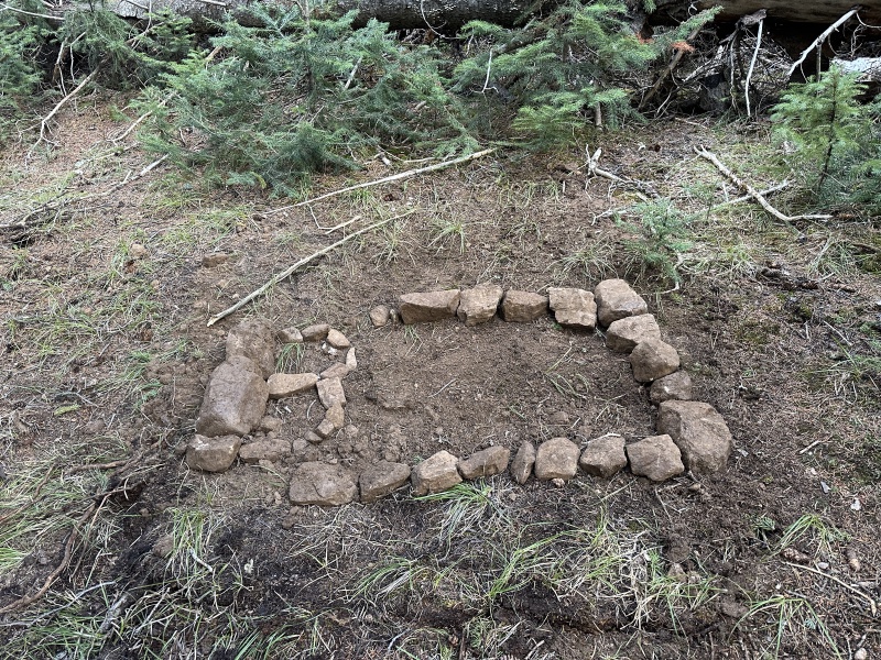 2024/01(January)/Blaze/800x600_2024-05-17-40-Blaze-Grave.JPG