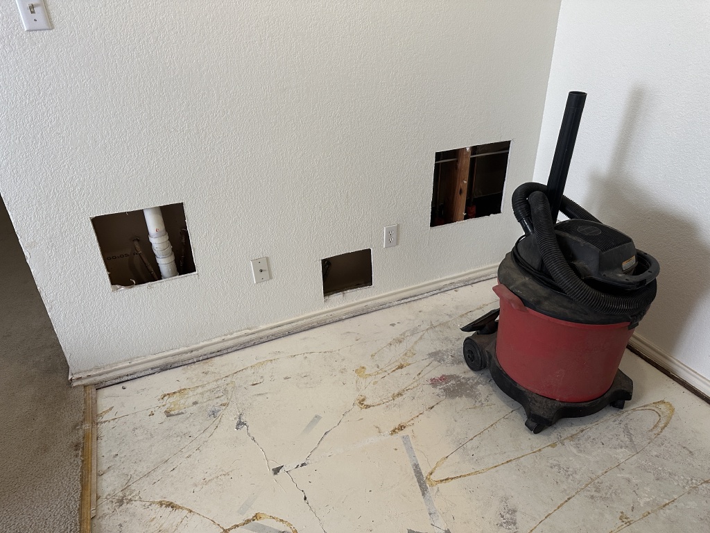 2024/01(January)/Disraeli-Water-Pipe-Replacement/1024x768_2024-01-09-Disraeli-Water-RePIPE-16.JPG