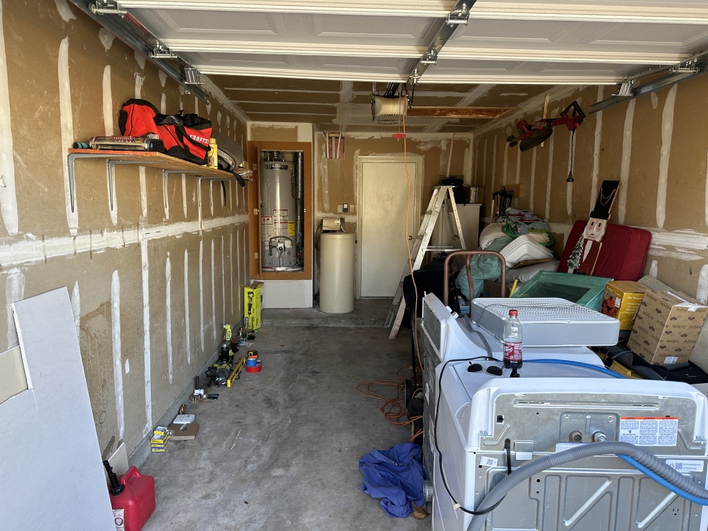 2024/01(January)/Disraeli-Water-Pipe-Replacement/1024x768_2024-01-10-Disraeli-Water-RePIPE-41.JPG